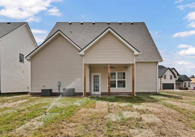 $444,900 | 365 Kingland Lane, Clarksville, TN 37043