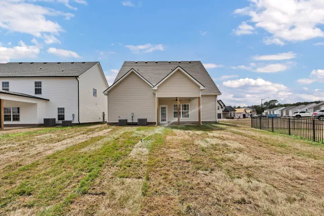 $444,900 | 365 Kingland Lane, Clarksville, TN 37043