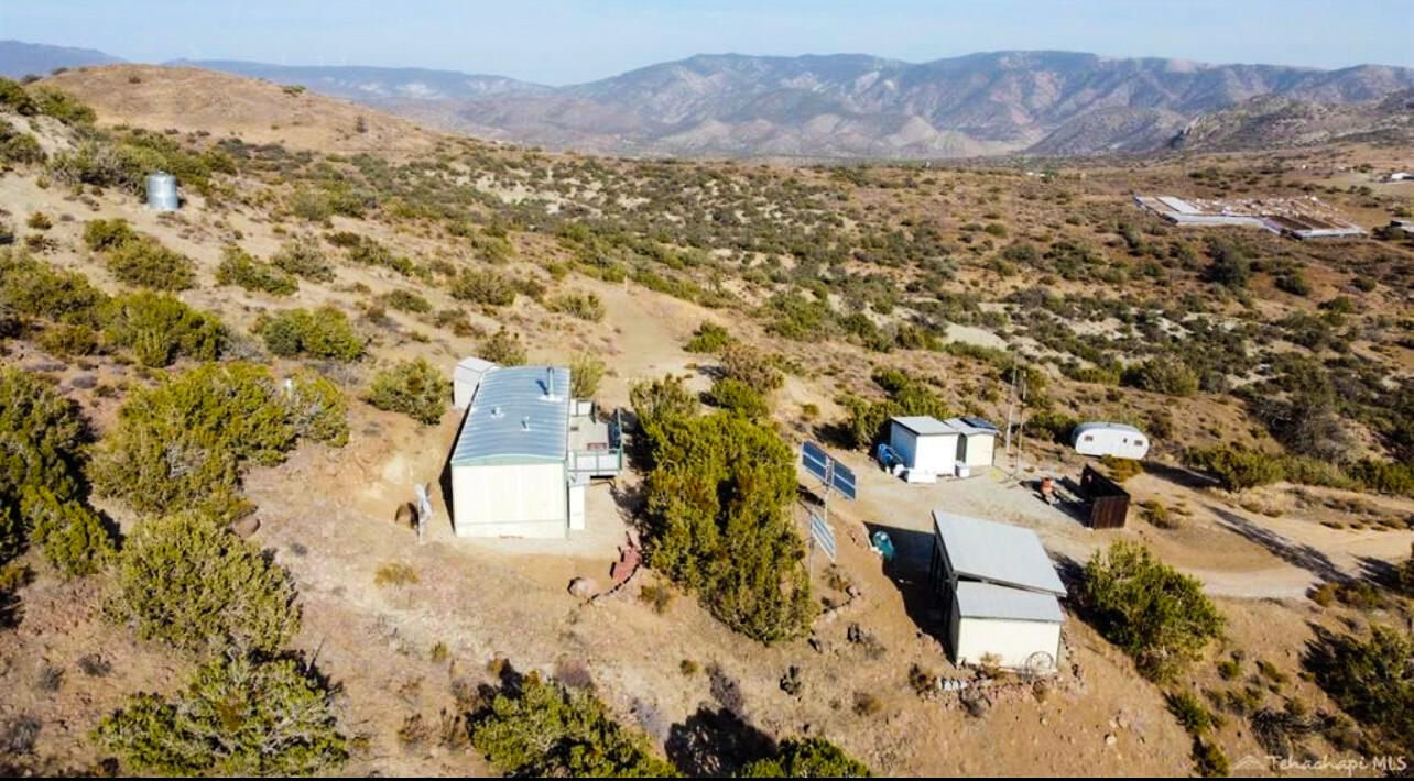 23257 Trinity Trail Tehachapi, CA 93561 - Photo 2 of 24 412F7A60-96EF-4215-8DF8-624C558209D9