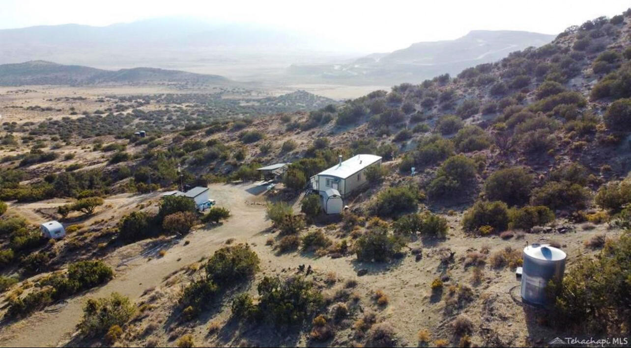 23257 Trinity Trail Tehachapi, CA 93561 - Photo 4 of 24 F596995A-FD66-44BB-82B8-1BD307199D5B