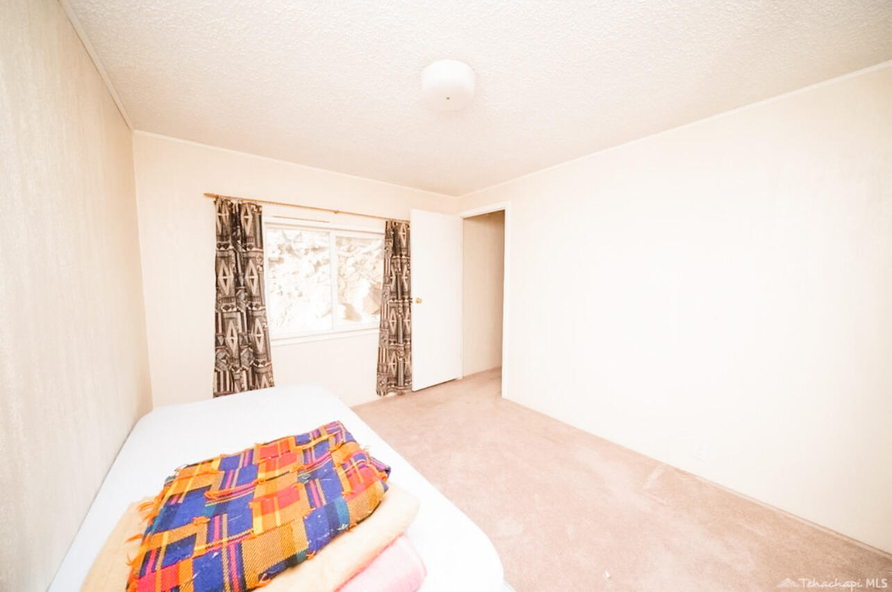 23257 Trinity Trail Tehachapi, CA 93561 - Photo 6 of 24 781F3CEF-7048-4375-B566-0F159E13C0B1