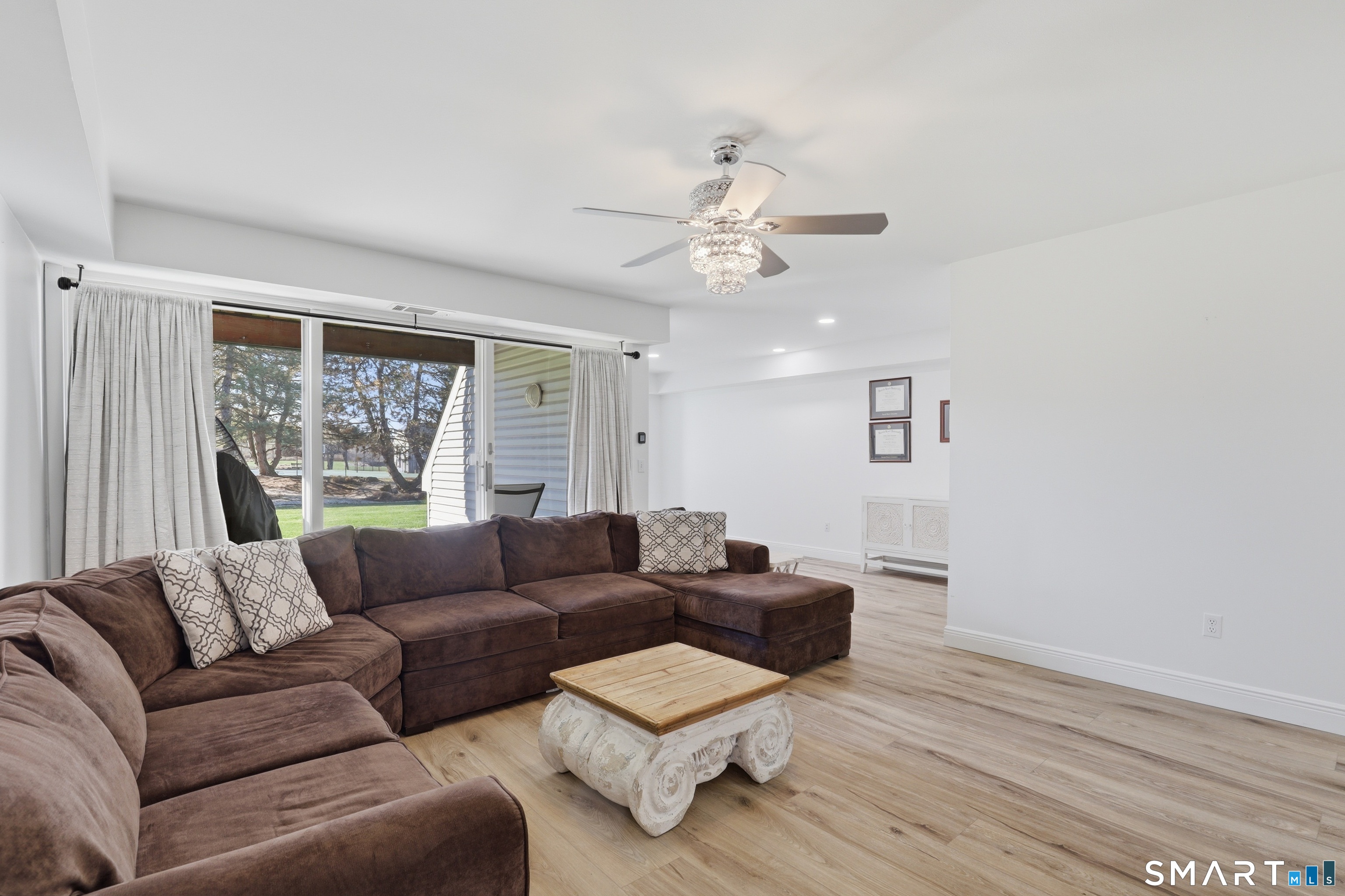 814 Popes Island Road, Unit 814 Milford, CT 06461 - Photo 13 of 39