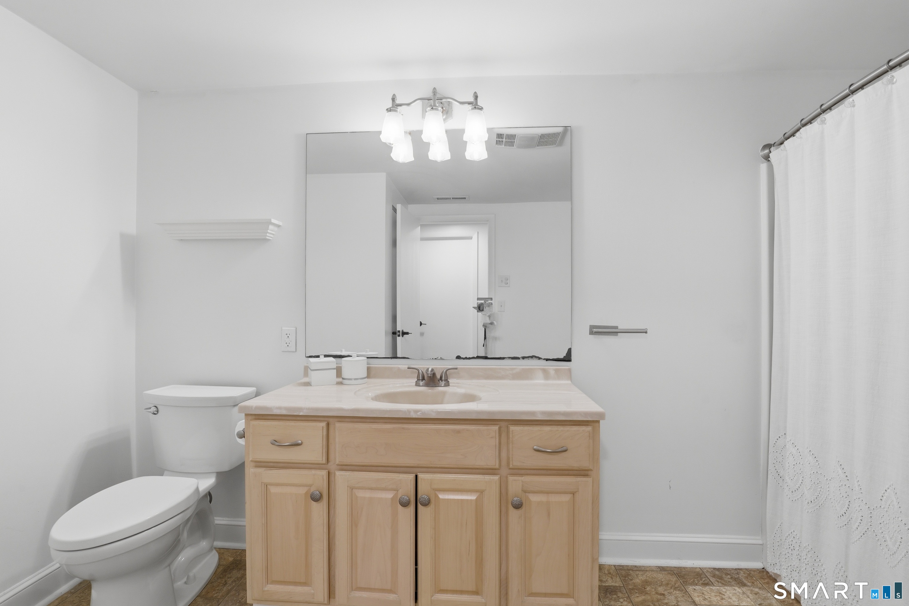 814 Popes Island Road, Unit 814 Milford, CT 06461 - Photo 21 of 39