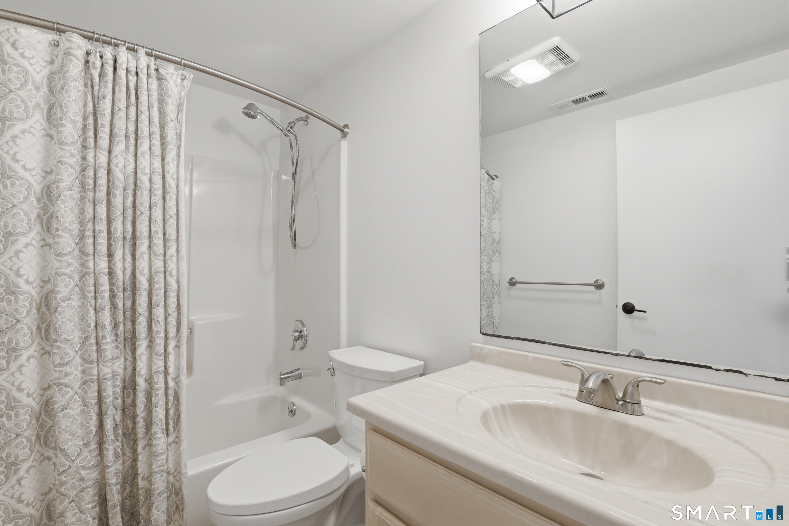 814 Popes Island Road, Unit 814 Milford, CT 06461 - Photo 24 of 39