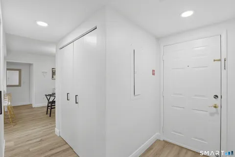 $450,000 | 814 Popes Island Road, Unit 814, Milford, CT 06461