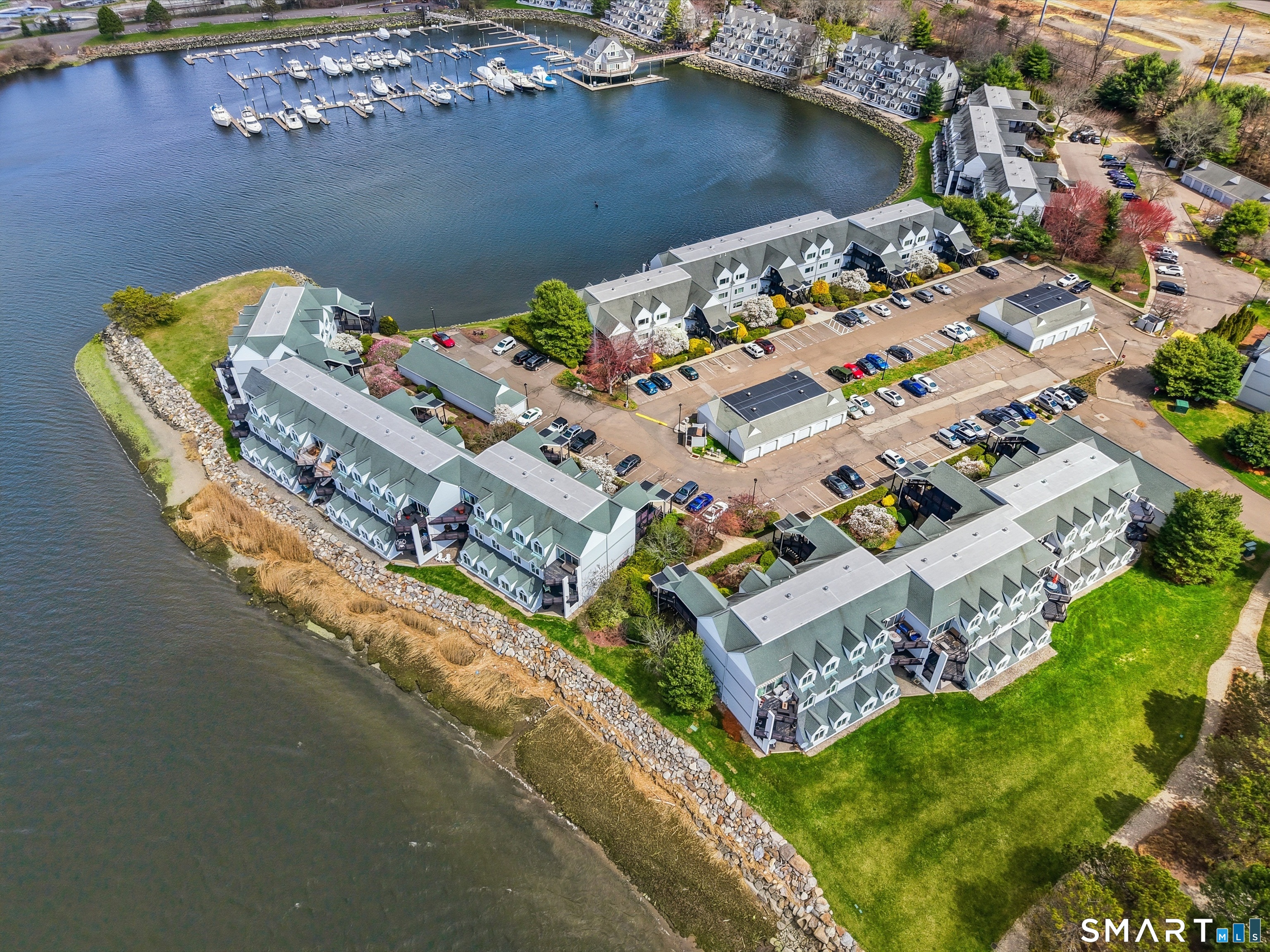 814 Popes Island Road, Unit 814 Milford, CT 06461 - Photo 36 of 39