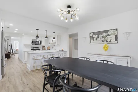 $450,000 | 814 Popes Island Road, Unit 814, Milford, CT 06461