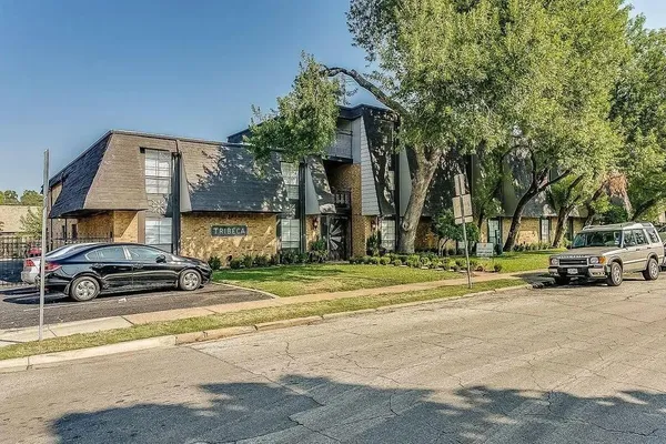 $985 | 2805 Reagan Street, Unit 206, Dallas, TX 75219