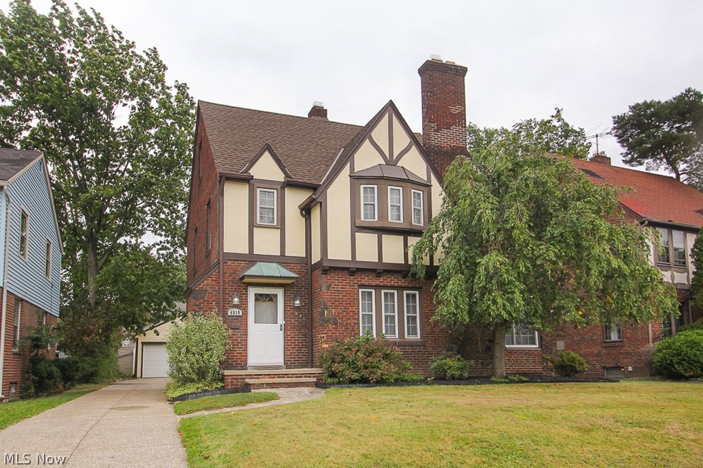 4019 Ellison Road Cleveland, OH 44121 - Photo 1 of 32