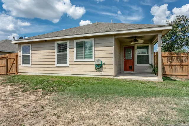 $1,700 | 316 Lonestar Gait, Schertz, TX 78154