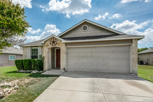 $1,700 | 316 Lonestar Gait, Schertz, TX 78154