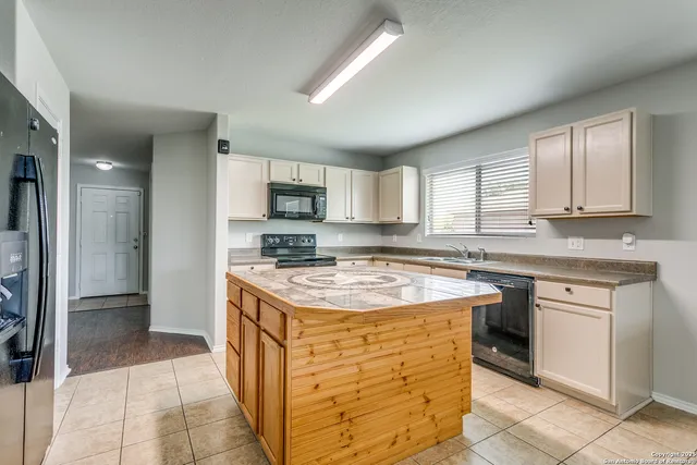 $1,700 | 316 Lonestar Gait, Schertz, TX 78154