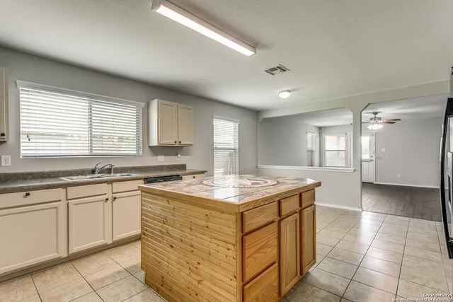 $1,700 | 316 Lonestar Gait, Schertz, TX 78154