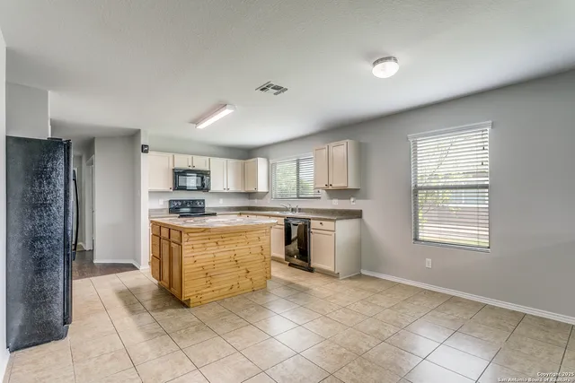 $1,700 | 316 Lonestar Gait, Schertz, TX 78154