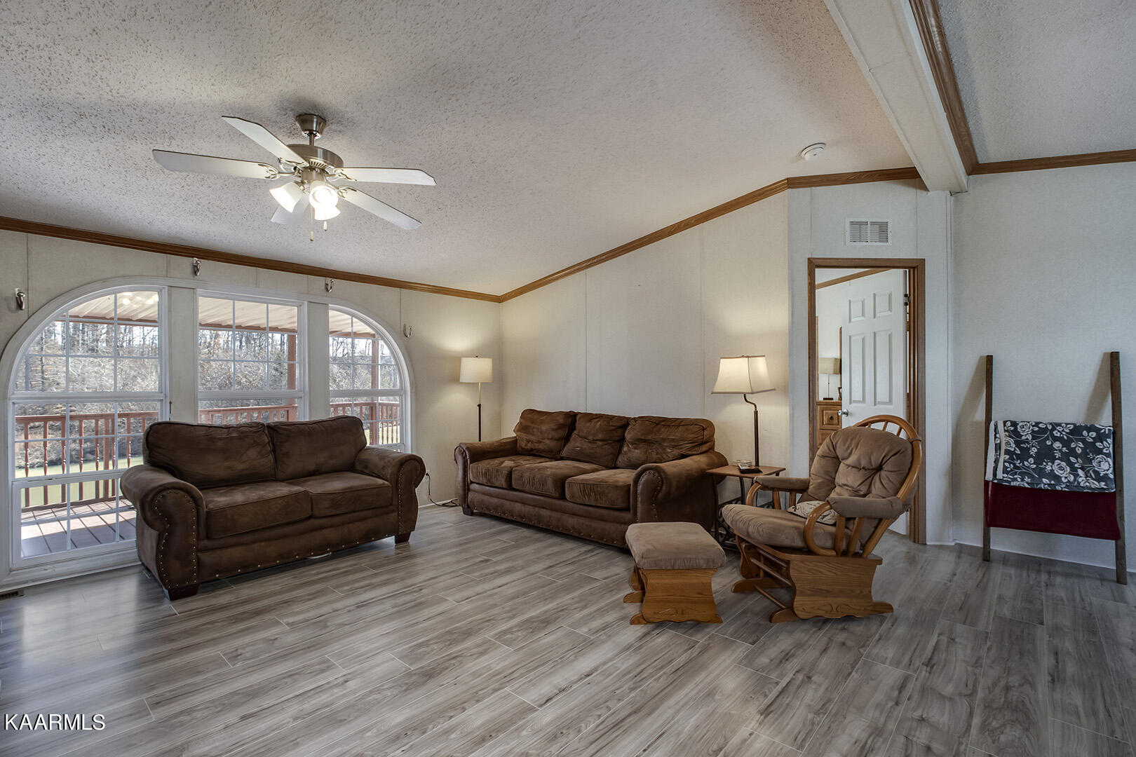 312 Eaves Ferry Road Decatur, TN 37322 - Photo 8 of 48 08_EavesFerryRoad_312_Living02