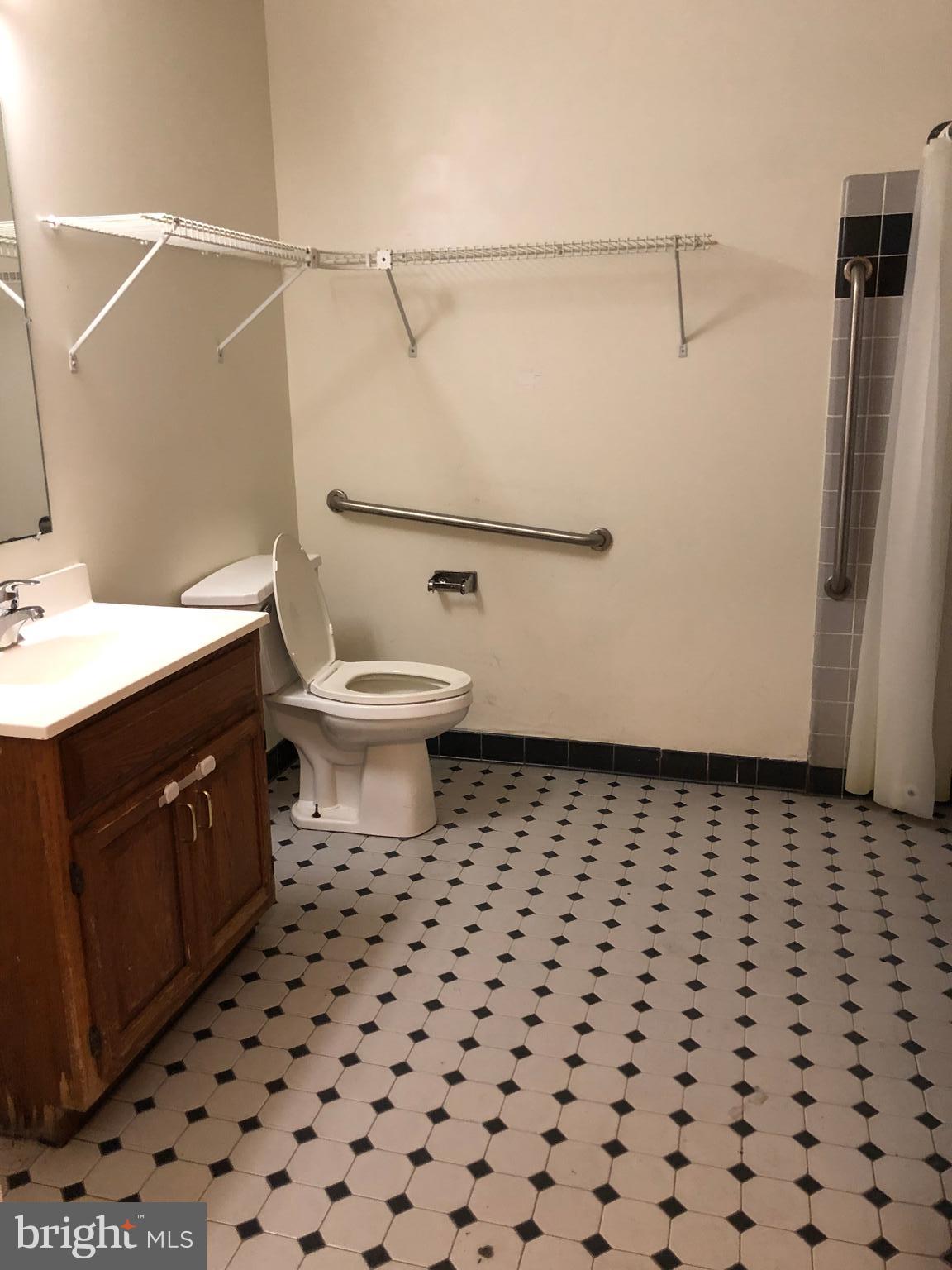 2189 Grant Road Quakertown, PA 18951 - Photo 13 of 26 Full Bathroom 1