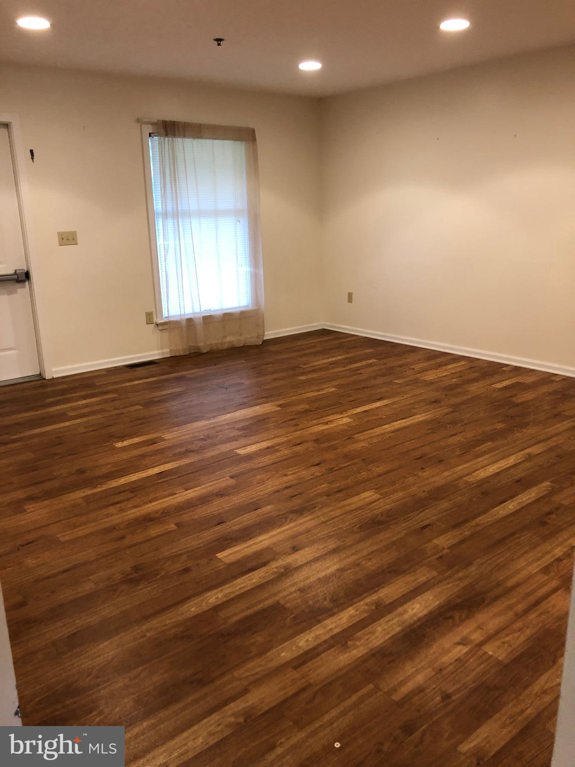 2189 Grant Road Quakertown, PA 18951 - Photo 3 of 26 Living Room