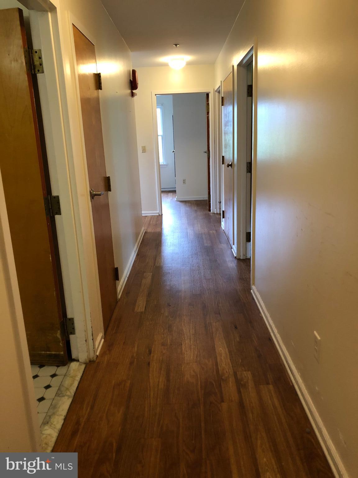 2189 Grant Road Quakertown, PA 18951 - Photo 7 of 26 Hallway