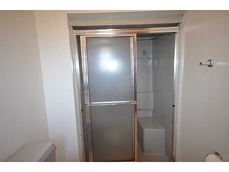 39 Brayton Road Tiverton, RI 02878 - Photo 15 of 24 Bathroom. Shower Bath with seat