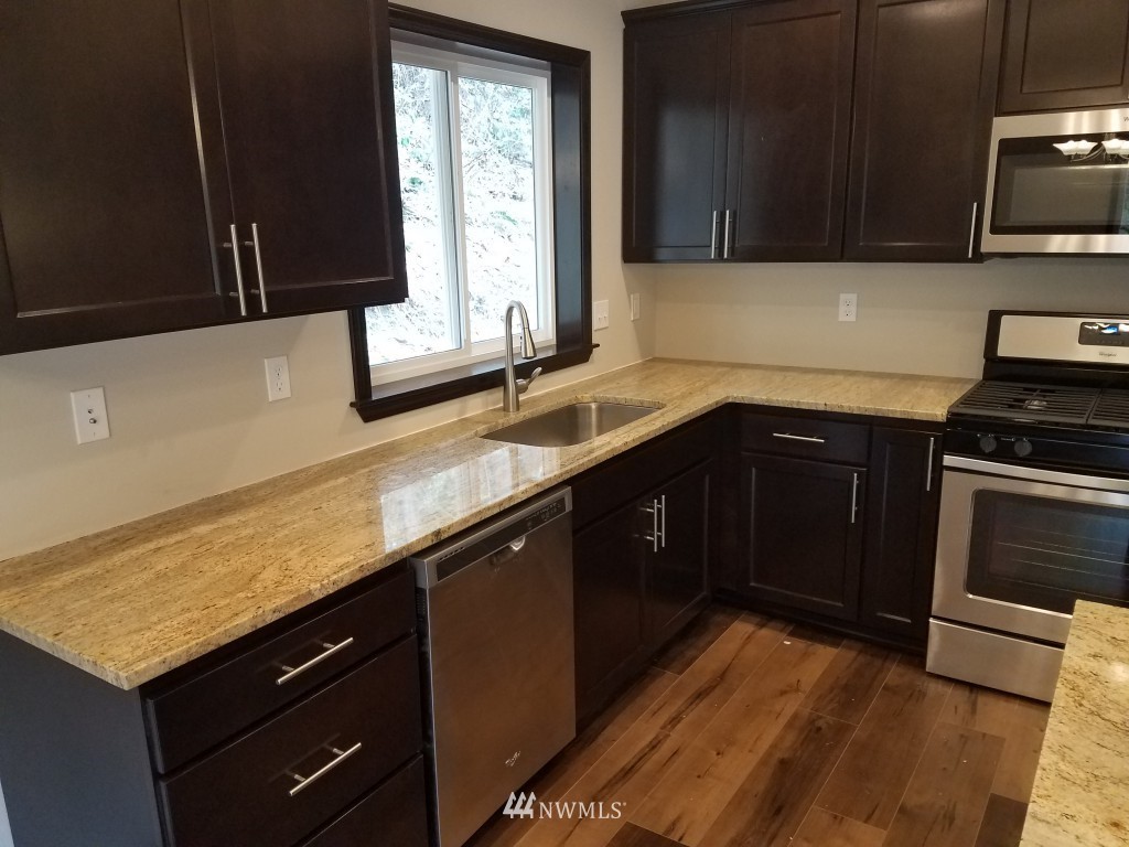 20832 West Richmond Road Bothell, WA 98021 - Photo 4 of 20
