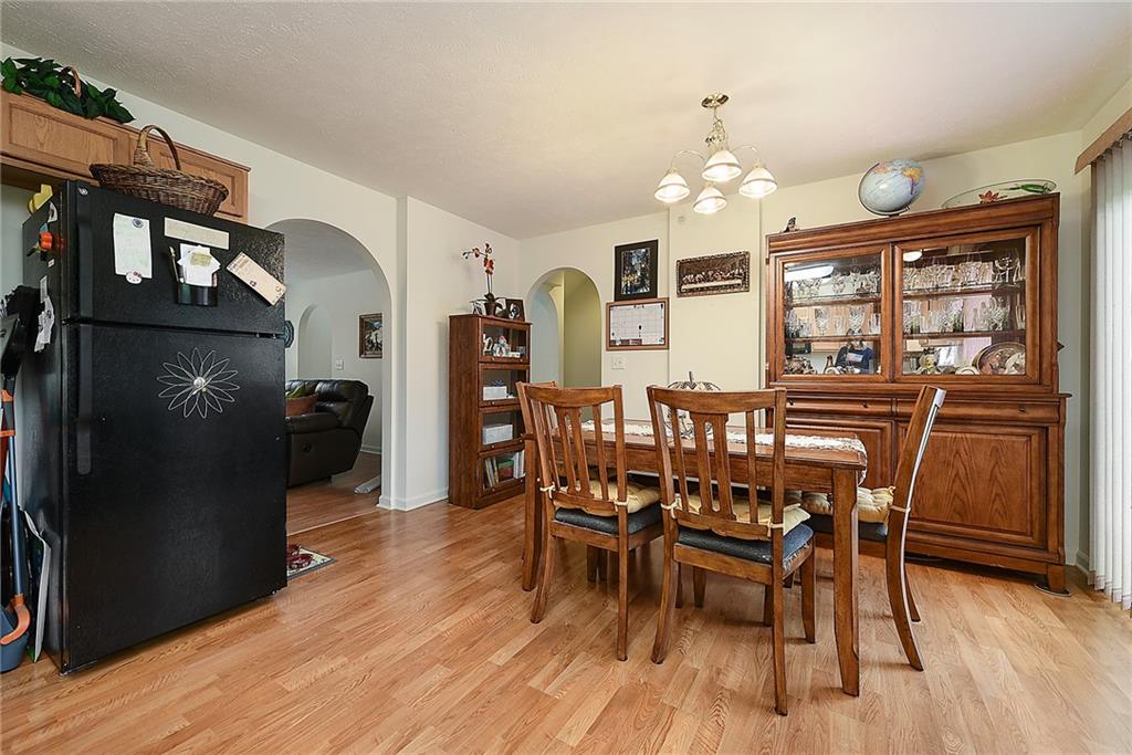 136 Lockheed Drive Coraopolis, PA 15108 - Photo 7 of 22