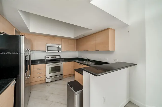 $2,650 | 140 South Dixie Highway, Unit 1011, Hollywood, FL 33020