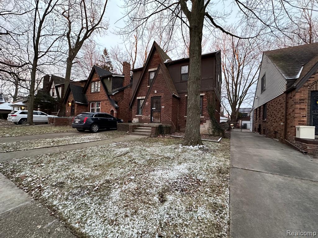 5751 Yorkshire Road Detroit, MI 48224 - Photo 2 of 17