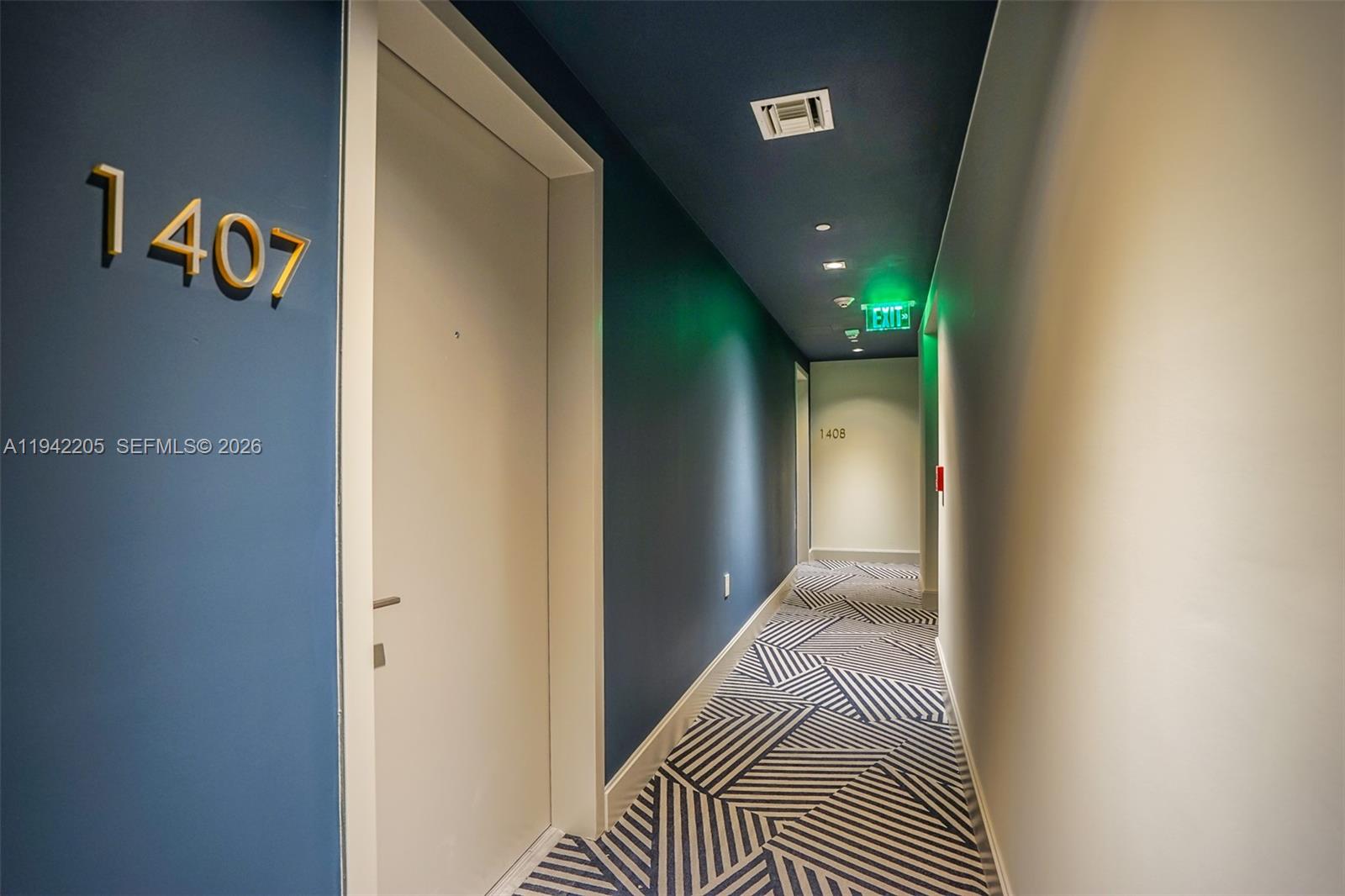 55 Southwest 9th Street, Unit 1407 Miami, FL 33130 - Photo 14 of 24 a view of entryway