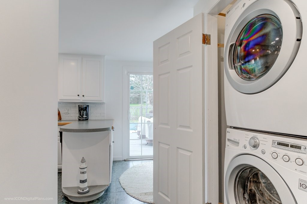 569 Turner Road Middletown, RI 02842 - Photo 16 of 50