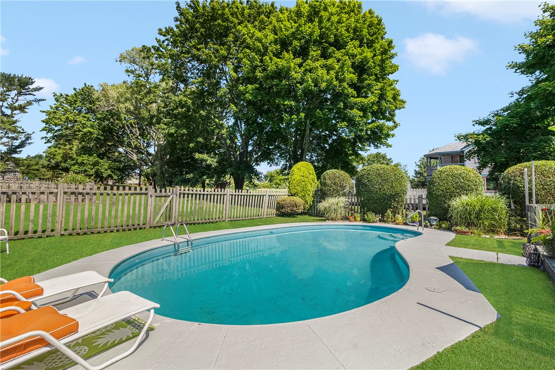 569 Turner Road Middletown, RI 02842 - Photo 38 of 50