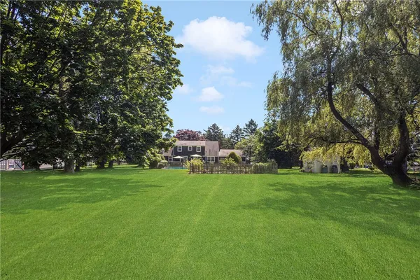 $4,200 | 569 Turner Road, Middletown, RI 02842