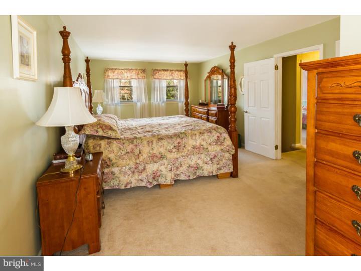 231 Forked Neck Road Shamong, NJ 08088 - Photo 10 of 21 Bedroom - Main
