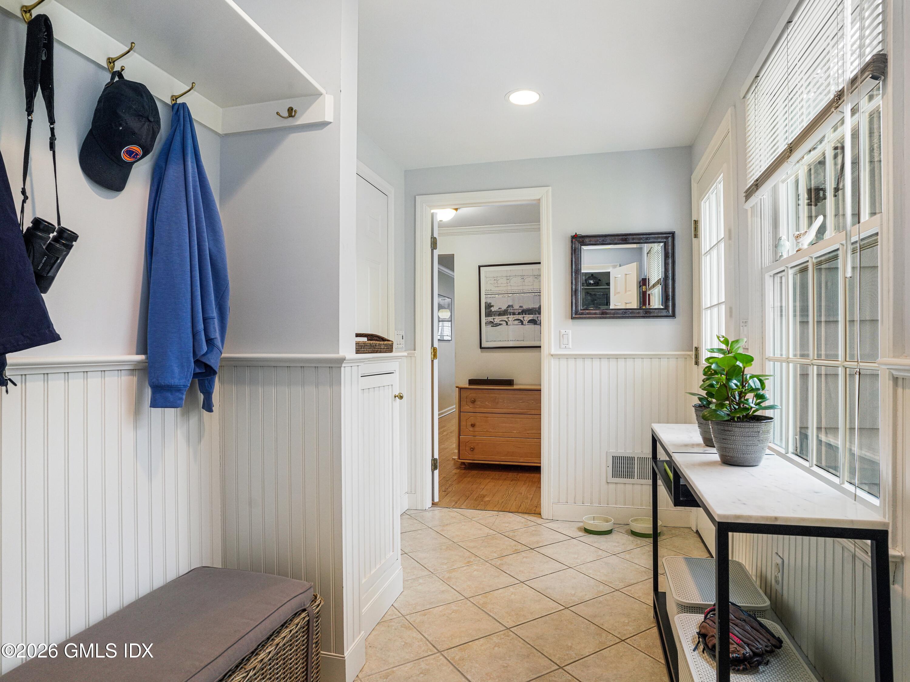 32 Winthrop Drive Riverside, CT 06878 - Photo 15 of 31 27