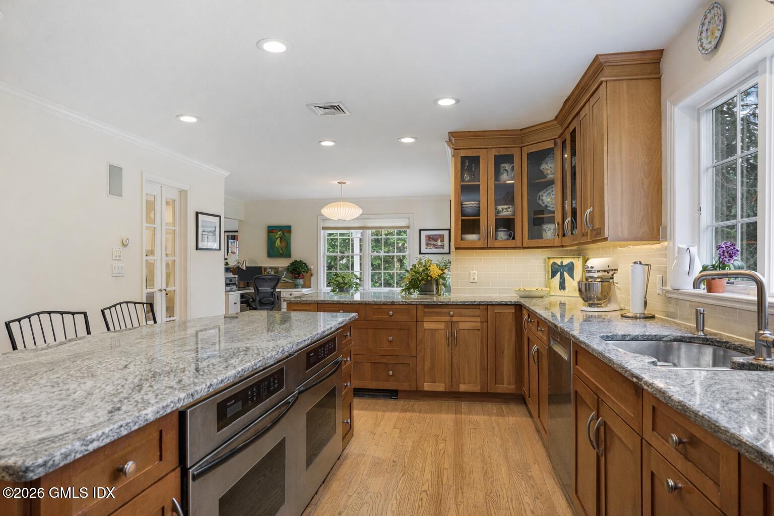 32 Winthrop Drive Riverside, CT 06878 - Photo 10 of 31 Kitchen lighter cabinet 2