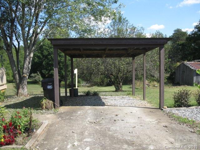 2551 Lail Road Morganton, NC 28655 - Photo 8 of 31 Gallery Image 8