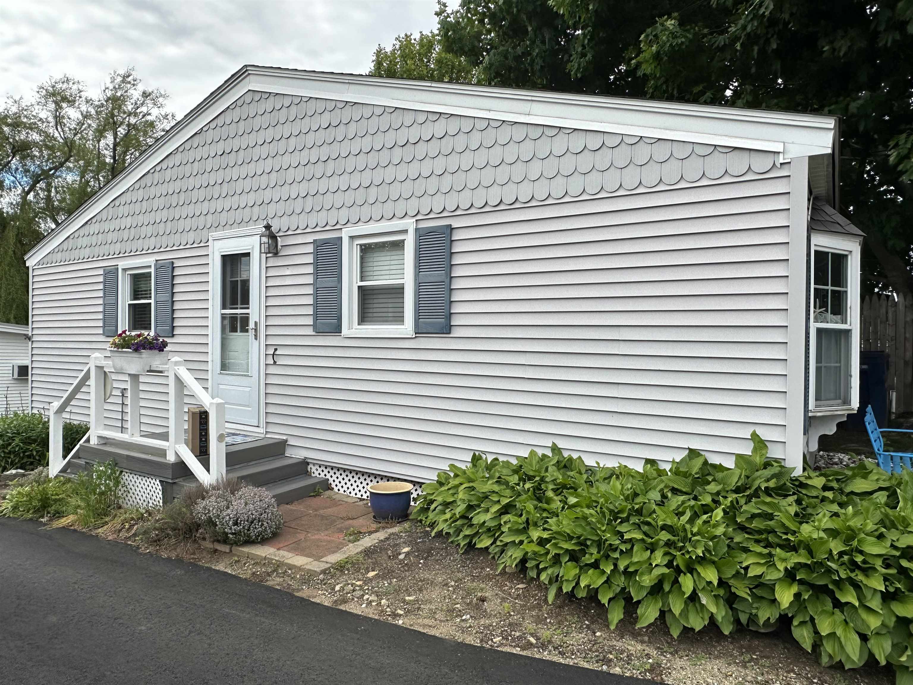 95 Acorn Road Hampton, NH 03842 - Photo 2 of 25