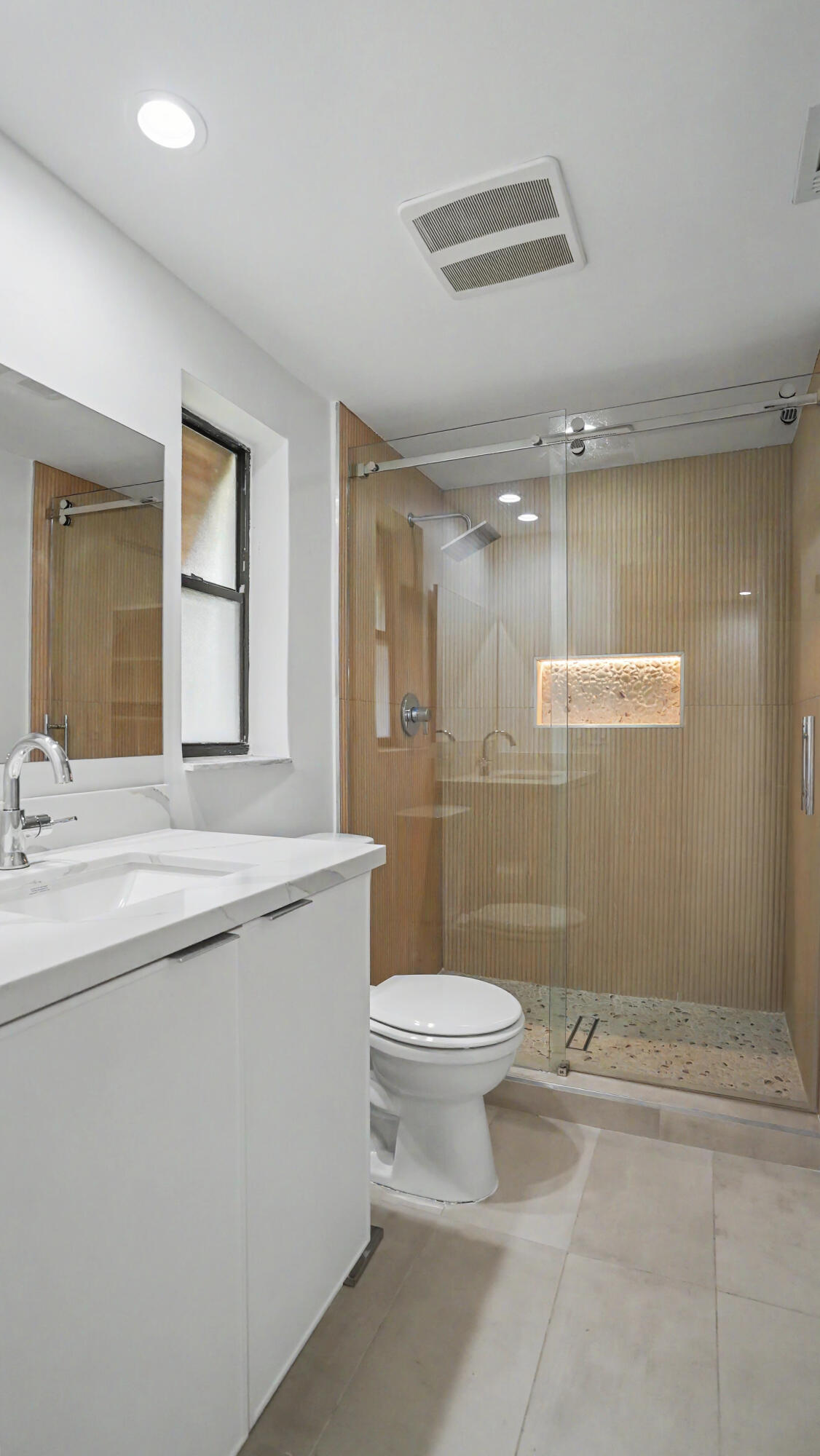 3939 Northeast 5th Avenue, Unit A201 Boca Raton, FL 33431 - Photo 17 of 44 DSC08833