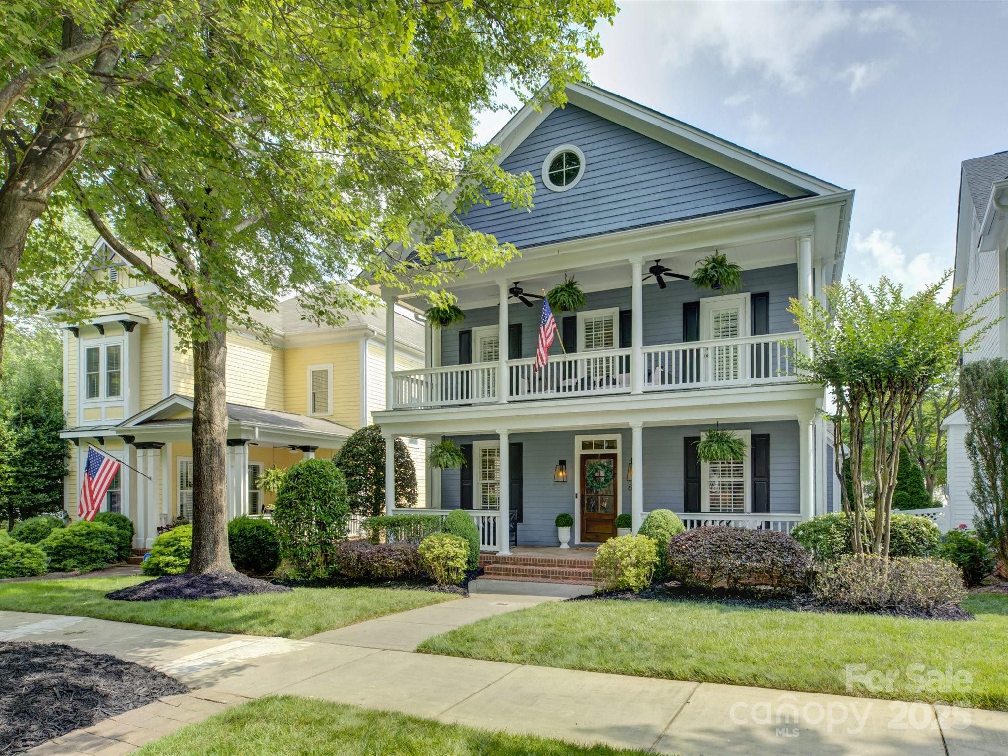 628 Bracket Street Fort Mill, SC 29708 - Photo 3 of 48 front view of a house with a yard