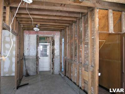 2429 Rising Sun Road Slatington, PA 18080 - Photo 4 of 8 Gallery Image 4