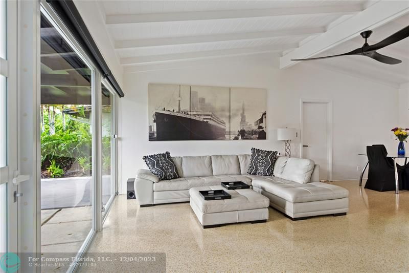 1648 Northeast 7th Ter  