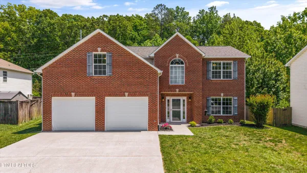 $469,900 | 1524 Pebble Shore Lane, Knoxville, TN 37931