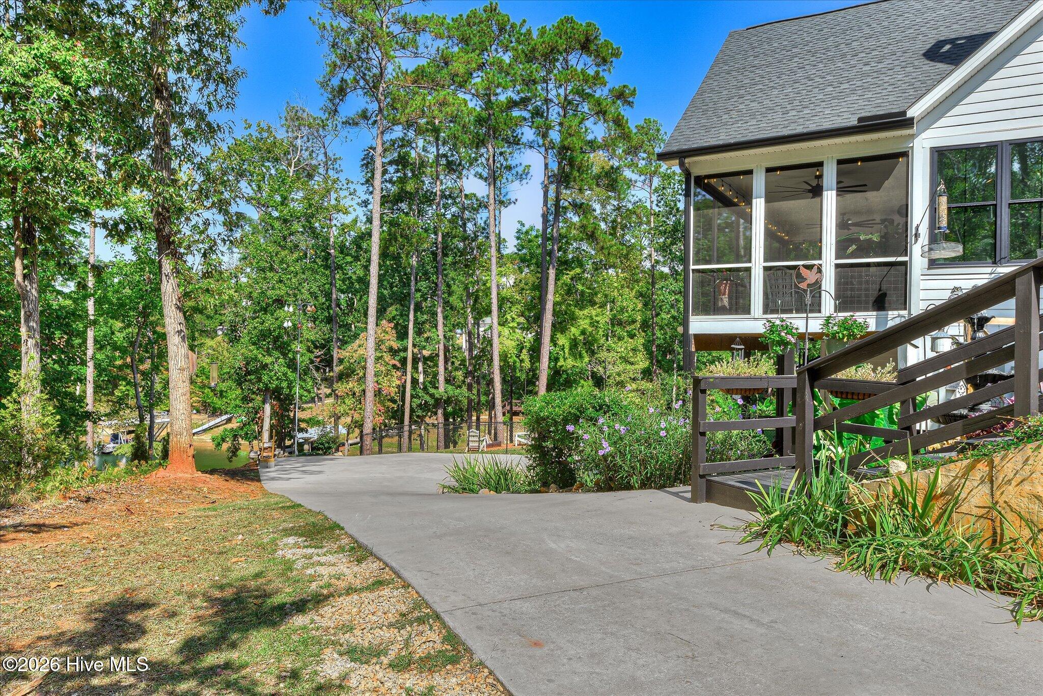 138 State Rd S-33-650 Modoc, SC 29838 - Photo 66 of 91 Lower Driveway