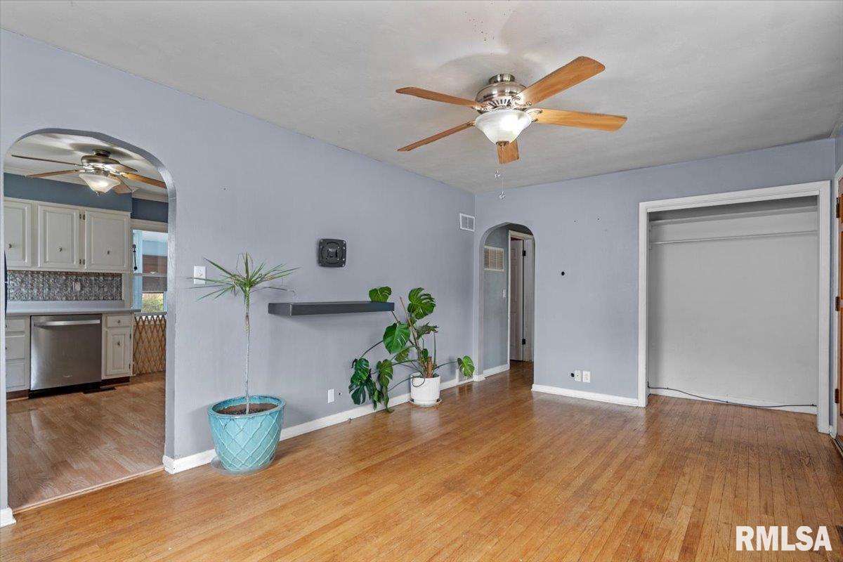 3601 Stanton Street Springfield, IL 62703 - Photo 9 of 35 Gallery Image 9