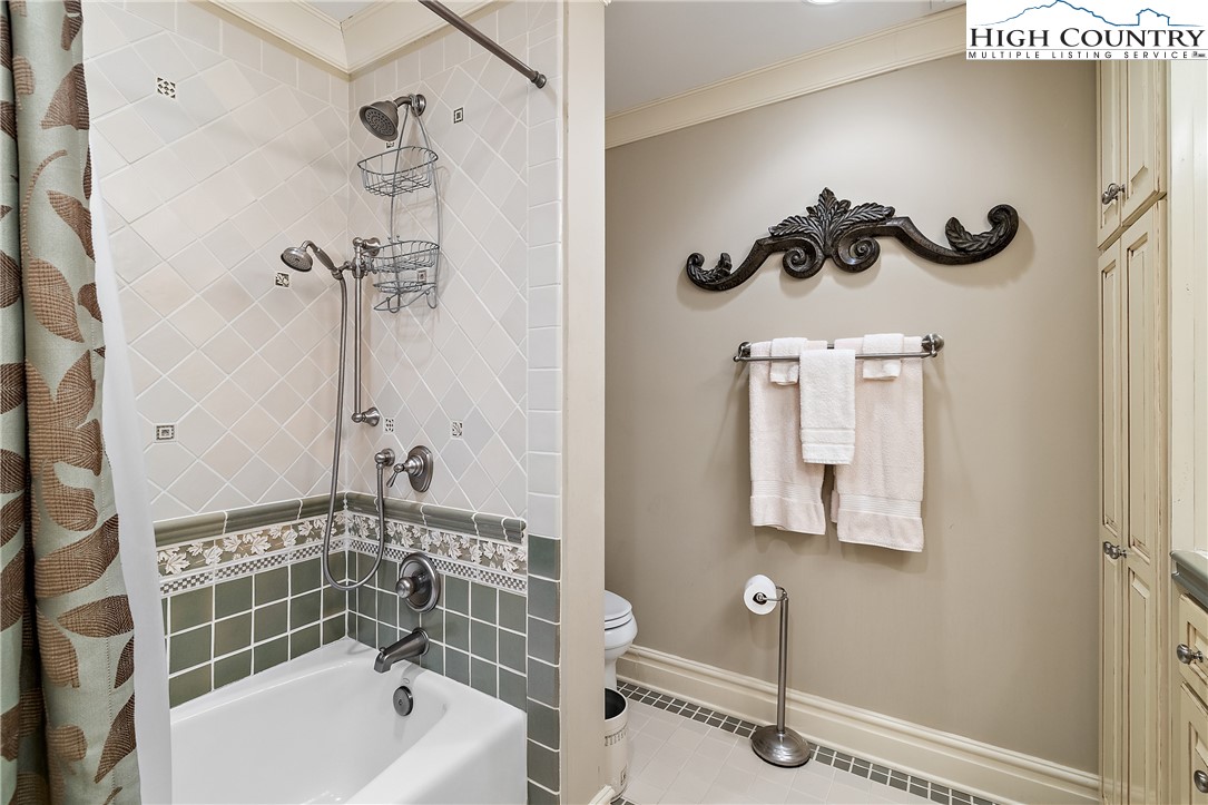 901 Clubhouse Road, Unit A1 Linville, NC 28646 - Photo 19 of 20 Gallery Image 19