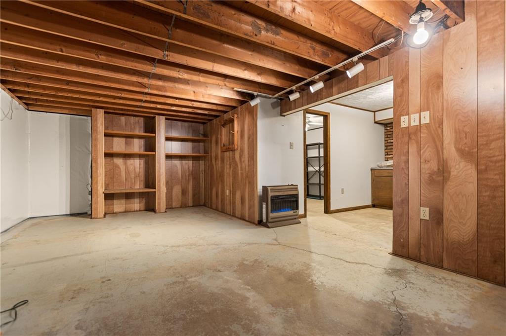 597 Moon Clinton Road Coraopolis, PA 15108 - Photo 22 of 25 Gallery Image 22