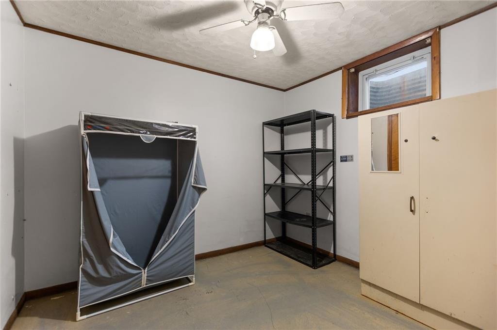 597 Moon Clinton Road Coraopolis, PA 15108 - Photo 24 of 25 Gallery Image 24