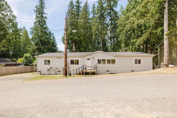 $309,950 | 401 East Lake Devereaux Road, Allyn, WA 98524