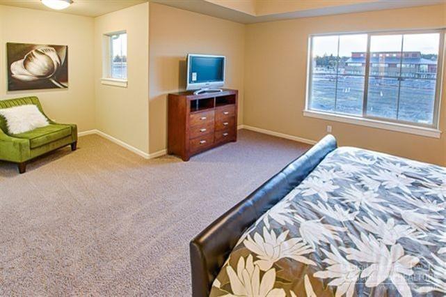 20949 Sotra Loop Bend, OR 97702 - Photo 19 of 24 Picture of similar home, same floor plan