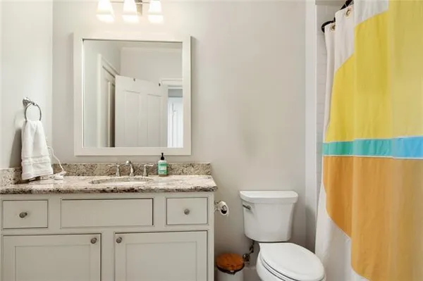 $2,000 | 1403 Toledano Street, Unit 2A, New Orleans, LA 70115