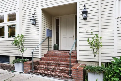 $2,000 | 1403 Toledano Street, Unit 2A, New Orleans, LA 70115